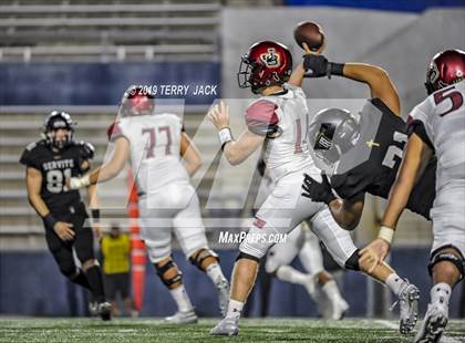 Thumbnail 2 in JSerra Catholic @ Servite  photogallery.