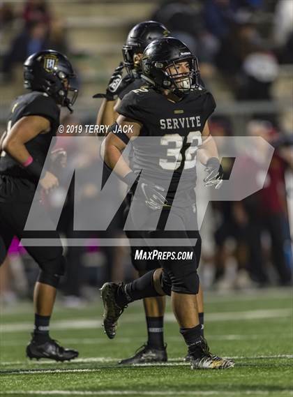 Thumbnail 1 in JSerra Catholic @ Servite  photogallery.