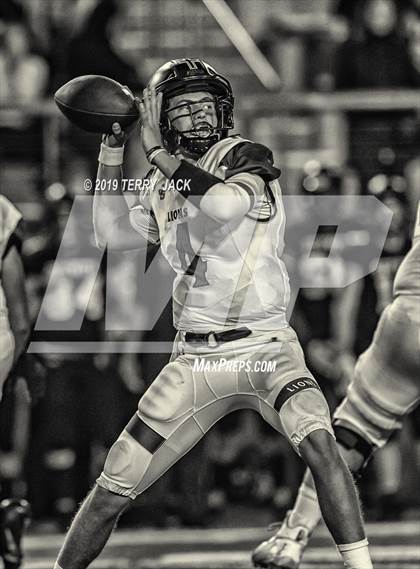 Thumbnail 1 in JSerra Catholic @ Servite  photogallery.