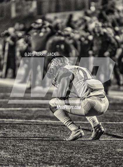 Thumbnail 3 in JSerra Catholic @ Servite  photogallery.