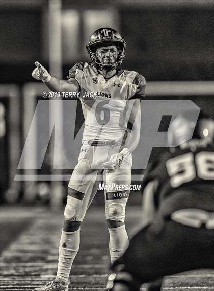 Thumbnail 2 in JSerra Catholic @ Servite  photogallery.