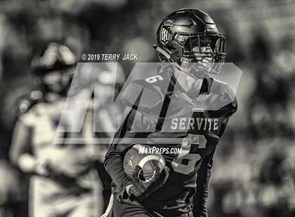 Thumbnail 3 in JSerra Catholic @ Servite  photogallery.