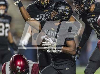 Thumbnail 2 in JSerra Catholic @ Servite  photogallery.