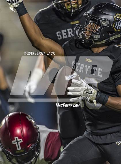 Thumbnail 3 in JSerra Catholic @ Servite  photogallery.
