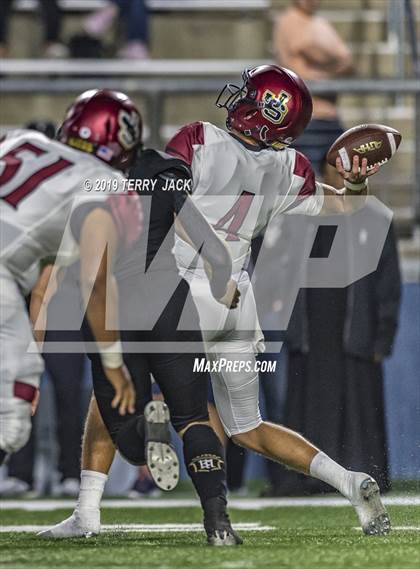 Thumbnail 2 in JSerra Catholic @ Servite  photogallery.