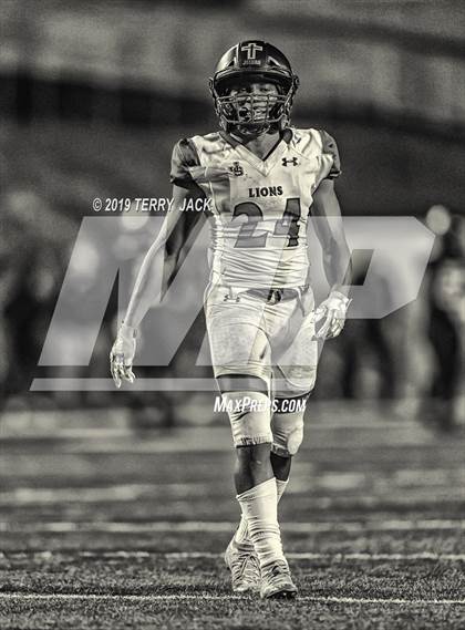Thumbnail 3 in JSerra Catholic @ Servite  photogallery.
