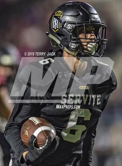 Thumbnail 1 in JSerra Catholic @ Servite  photogallery.