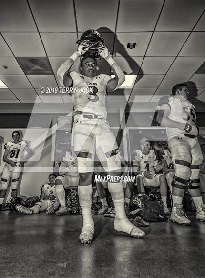 Thumbnail 2 in JSerra Catholic @ Servite  photogallery.