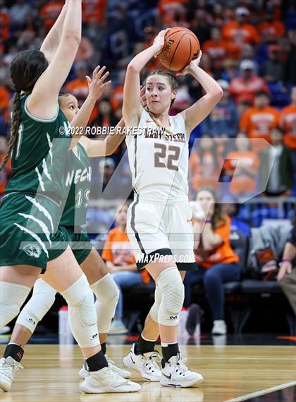 Thumbnail 1 in Robert Lee vs. Neches (UIL 1A State Semifinal) photogallery.