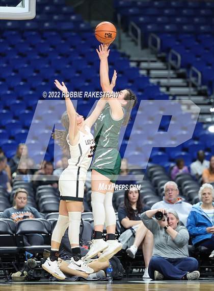 Thumbnail 3 in Robert Lee vs. Neches (UIL 1A State Semifinal) photogallery.