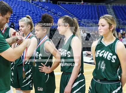 Thumbnail 1 in Robert Lee vs. Neches (UIL 1A State Semifinal) photogallery.
