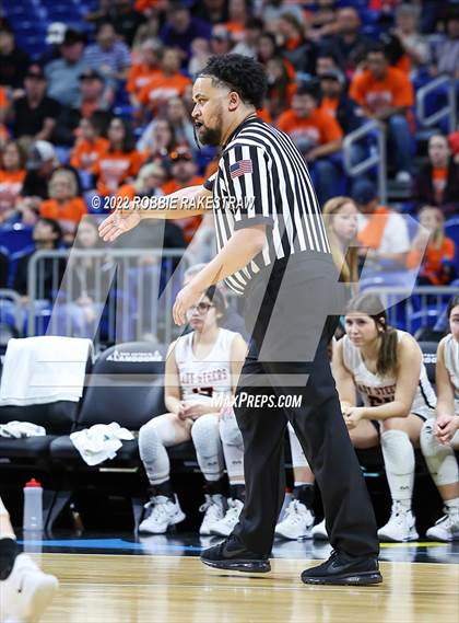 Thumbnail 2 in Robert Lee vs. Neches (UIL 1A State Semifinal) photogallery.