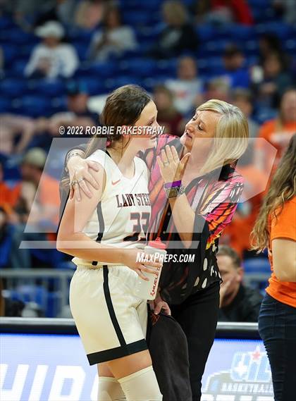 Thumbnail 2 in Robert Lee vs. Neches (UIL 1A State Semifinal) photogallery.