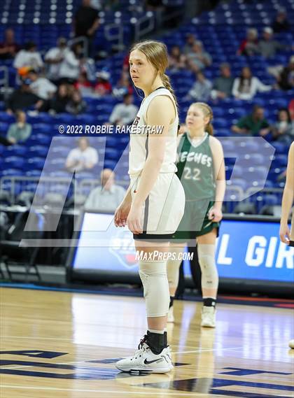 Thumbnail 1 in Robert Lee vs. Neches (UIL 1A State Semifinal) photogallery.