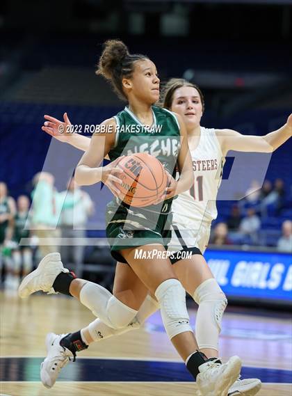 Thumbnail 1 in Robert Lee vs. Neches (UIL 1A State Semifinal) photogallery.