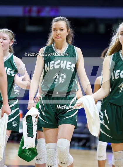 Thumbnail 1 in Robert Lee vs. Neches (UIL 1A State Semifinal) photogallery.