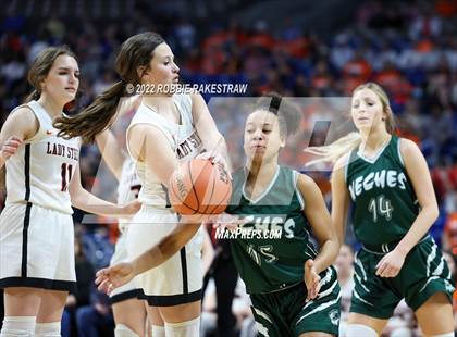 Thumbnail 1 in Robert Lee vs. Neches (UIL 1A State Semifinal) photogallery.