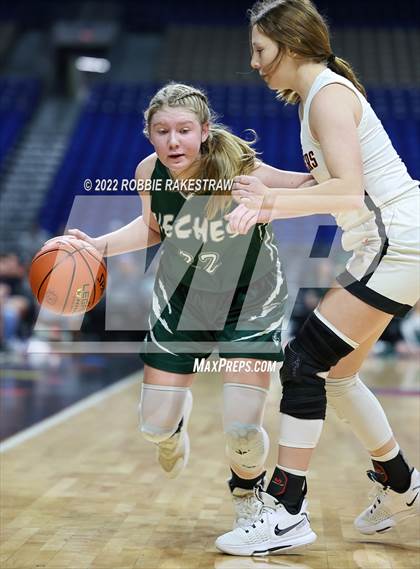 Thumbnail 2 in Robert Lee vs. Neches (UIL 1A State Semifinal) photogallery.