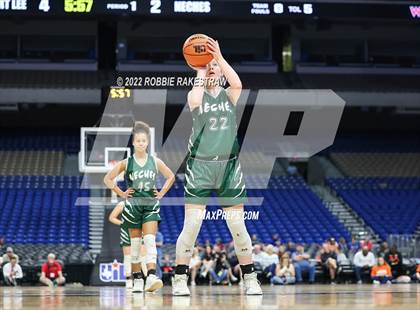 Thumbnail 2 in Robert Lee vs. Neches (UIL 1A State Semifinal) photogallery.