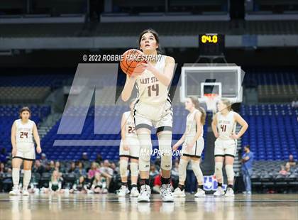 Thumbnail 1 in Robert Lee vs. Neches (UIL 1A State Semifinal) photogallery.