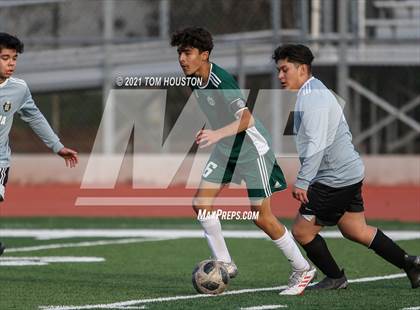 Thumbnail 3 in Monrovia vs Hesperia photogallery.