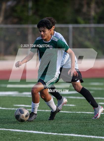 Thumbnail 3 in Monrovia vs Hesperia photogallery.