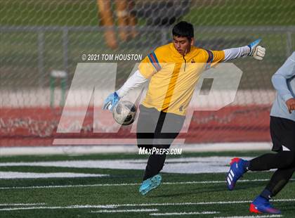 Thumbnail 2 in Monrovia vs Hesperia photogallery.
