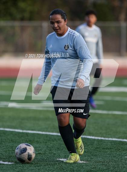 Thumbnail 3 in Monrovia vs Hesperia photogallery.
