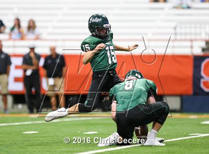 Thumbnail 3 in Fayetteville-Manlius vs. Gates Chili (Kickoff Classic) photogallery.