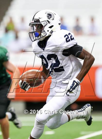 Thumbnail 1 in Fayetteville-Manlius vs. Gates Chili (Kickoff Classic) photogallery.