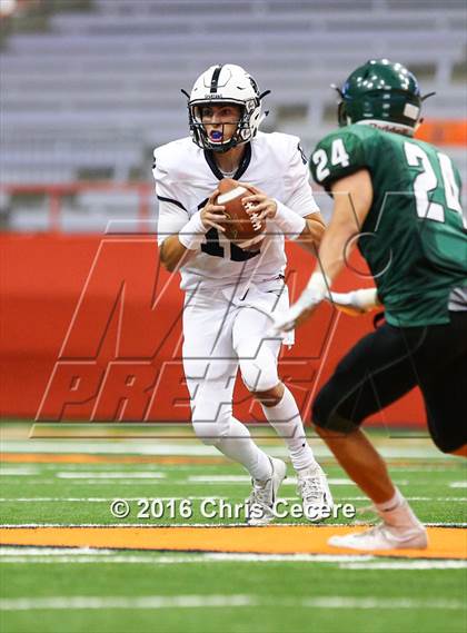 Thumbnail 1 in Fayetteville-Manlius vs. Gates Chili (Kickoff Classic) photogallery.