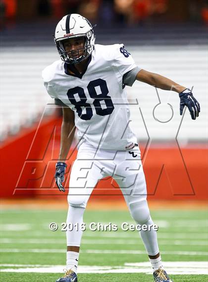 Thumbnail 2 in Fayetteville-Manlius vs. Gates Chili (Kickoff Classic) photogallery.