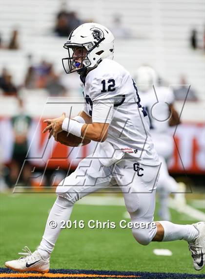 Thumbnail 3 in Fayetteville-Manlius vs. Gates Chili (Kickoff Classic) photogallery.