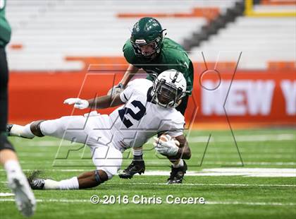 Thumbnail 2 in Fayetteville-Manlius vs. Gates Chili (Kickoff Classic) photogallery.