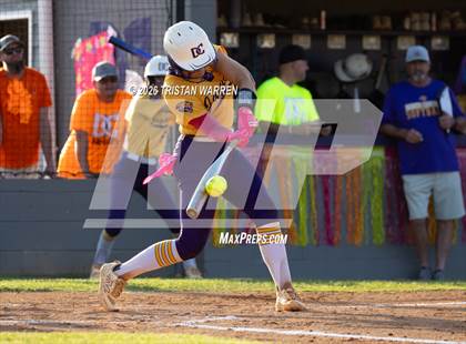 Thumbnail 3 in DeSoto Central vs. Oxford photogallery.