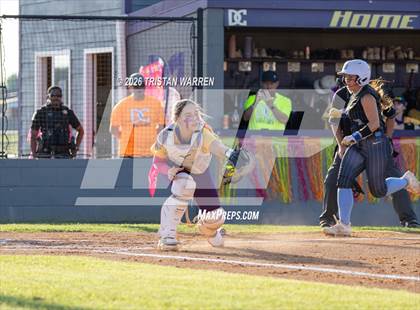 Thumbnail 2 in DeSoto Central vs. Oxford photogallery.