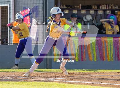 Thumbnail 1 in DeSoto Central vs. Oxford photogallery.