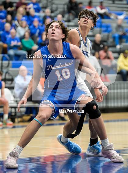 Thumbnail 1 in Thunderbird vs Mesquite (AIA 4A Round 1) photogallery.