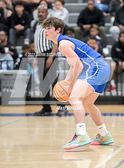 Thumbnail 1 in Thunderbird vs Mesquite (AIA 4A Round 1) photogallery.