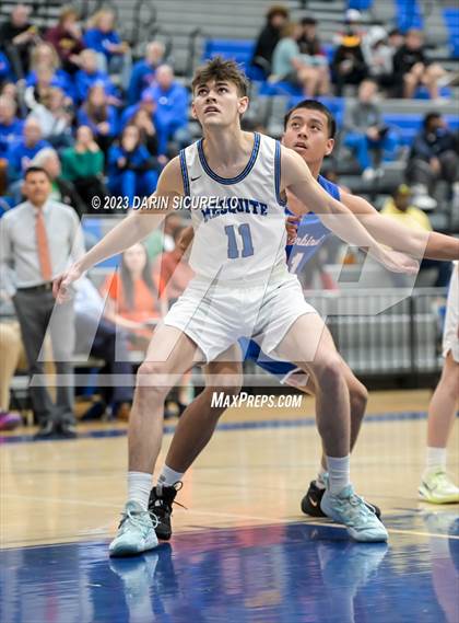Thumbnail 1 in Thunderbird vs Mesquite (AIA 4A Round 1) photogallery.