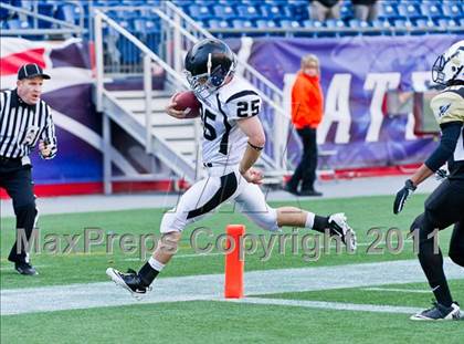 Thumbnail 3 in Central vs. Longmeadow (MIAA Division 1 West Final) photogallery.