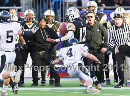 Thumbnail 1 in Central vs. Longmeadow (MIAA Division 1 West Final) photogallery.