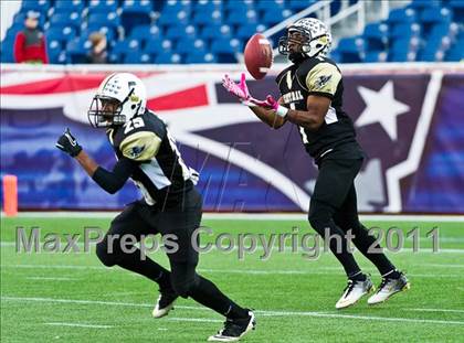 Thumbnail 2 in Central vs. Longmeadow (MIAA Division 1 West Final) photogallery.