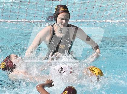 Thumbnail 2 in San Clemente vs La Canada (CIF-SS D2 Playoff) photogallery.