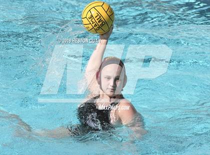 Thumbnail 2 in San Clemente vs La Canada (CIF-SS D2 Playoff) photogallery.