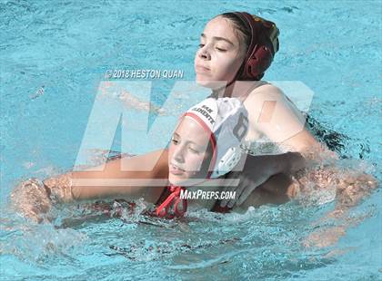Thumbnail 3 in San Clemente vs La Canada (CIF-SS D2 Playoff) photogallery.