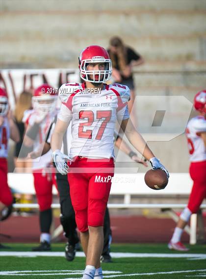 Thumbnail 2 in Servite vs. American Fork photogallery.