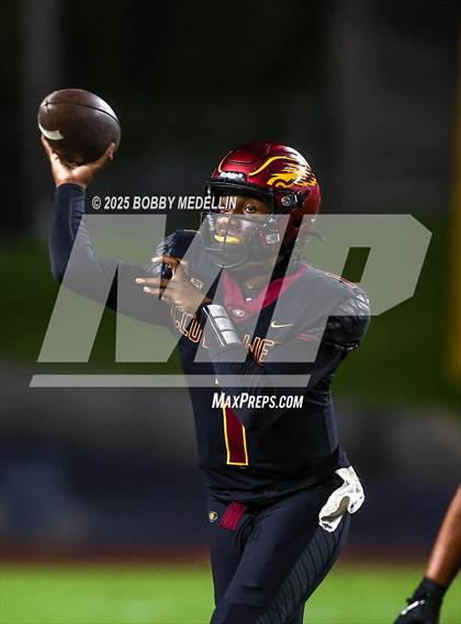 Thumbnail 2 in St. Joseph @ Clovis West CIF Central section Division 1-AA Quarterfinals photogallery.
