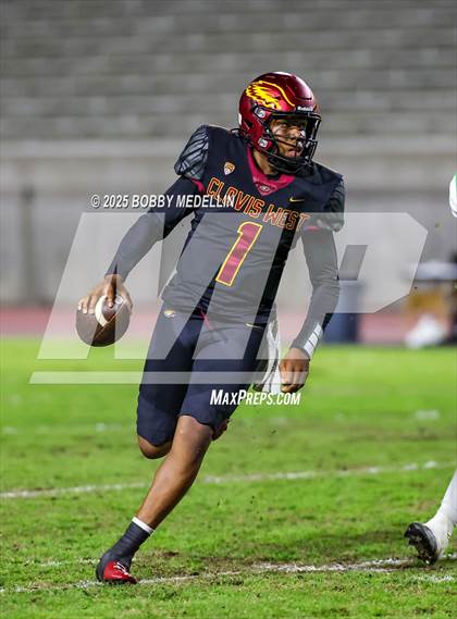 Thumbnail 2 in St. Joseph @ Clovis West CIF Central section Division 1-AA Quarterfinals photogallery.