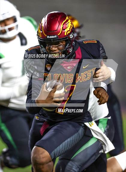 Thumbnail 3 in St. Joseph @ Clovis West CIF Central section Division 1-AA Quarterfinals photogallery.